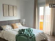 Estudio en alquiler en Cruz Roja Capuchinos, gastos...