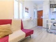Estudio en alquiler en Embajadores, Madrid