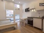 Estudio en alquiler en Quintana, Madrid
