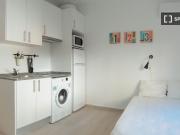 Estudio en alquiler en Pradolongo, Madrid