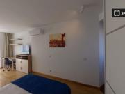 Estudio en alquiler en Valdeacederas, gastos incluidos