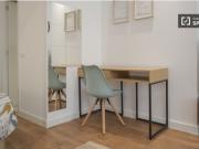 Estudio en alquiler en Zofío, no se permite fumar ni...