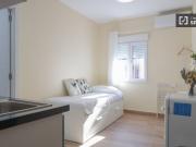 Estudio en alquiler en Bellas Vistas, Madrid