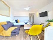 ESTUDIO EN PRIMERA LÍNEA DE PLAYA, BENALMÁDENA