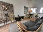 Estúdio Independente Renovado com Mezanino no Coração do...