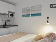 Estudio Interior de 18m2 en la zona de Pradolongo RUH5