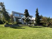 ESTUPENDA CASA 5 DORM + SERV. PISCINA Y QUINCHO LOS BOSQUES