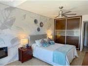 Estupenda casa adosada de diseño contemporáneo!