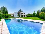 Estupenda casa en condominio, cercana a colegio Craighouse