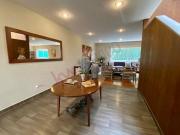 Estupenda Casa en Venta. 2 filtros de seguridad. Amplitud