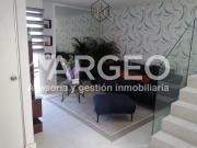 ESTUPENDA CASA EN VENTA DENTRO DE PRIVADA AL NORTE DE...