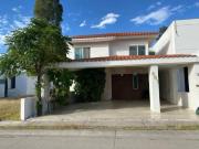 Estupenda casa en VENTA en Bonaterra Residencial