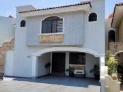 Estupenda casa en Virreyes en coto 4, 268 M2, 3... Estupenda casa en Virreyes en coto 4, 268 M2, 3...