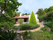 Estupenda villa situada a solo unos minutos de la playa...