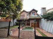 Casa 4 dormitorios En Venta en Martínez, Av. Santa Fe a...