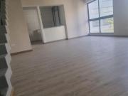 ESTUPENDO DUPLEX TIPO CASA, FRENTE A PARQUE EN CAYMA...