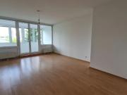 Etagenwohnung 2ZI + verglaste LOGGIA + LIFT TRILLERPARK...