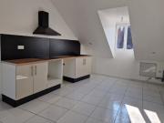 ETAMPES Quartier St Gilles T2 au dernier étage