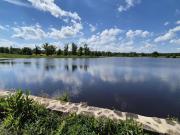 Etang de 7,5 ha sur 17 ha de terrain et projet possible...