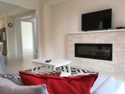 Etobicoke Toronto Furnished Townhouse Rental in Richview...