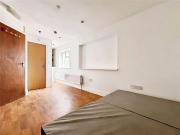 Eton Avenue, Hounslow, TW5 0HB