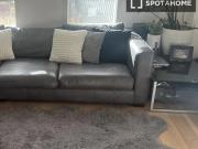 Evans Cycles, 65 Clapham High Street, London, SW4 7TG,...