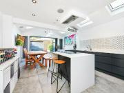 Eversleigh Road SW11, 3 bed terraced house to rent,...