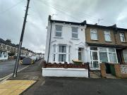 Evesham Road, London E15, 3 bed end terrace house to...