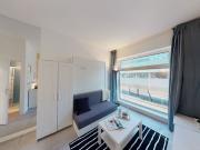 Ex: MONTESQUIEU: studio 15 m², SdE & WC privé.