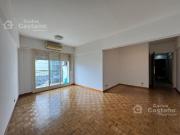 Exc. Depto. 3 Amb. de 77m2 con Balcón