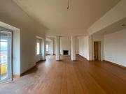 Excelente apartamento com 3 quartos, todos em suíte,... Excelente apartamento com 3 quartos, todos em suíte,...