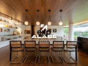 Excelente Apartamento com 4 Dormts, sendo 2 Suítes, 3...