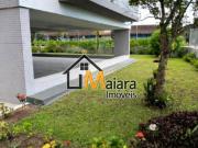 EXCELENTE APARTAMENTO COM VISTA PARA O MAR DISPONÍVEL...