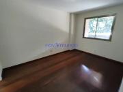 Excelente apartamento de trãs quartos, varanda e trãs...