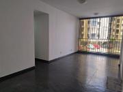 Excelente apartamento localizado na Octogonal com três...