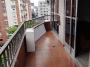 Tijuca: Apartamento de 130mÂ² com 3 Quartos, Varanda e 2...