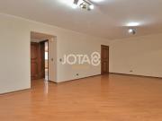 Excelente apartamento no batel apenas meia quadra da...
