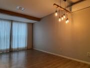 Excelente Apartamento no Parque Cascavel, tendo 02...