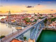 EXCELENTE APARTAMENTO T3, COM VARANDA E 3 LUGARES DE...