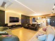 EXCELENTE APARTAMENTO REFORMADO NA SQB