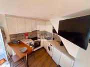 Apartamento Carolina T1 Duplex, Remodelado com Varanda e...