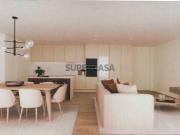 EXCELENTE APARTAMENTO T2, COM DUAS SUITES, VARANDA E...