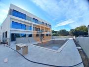Excelente apartamento T2 com piscina, em fase de...