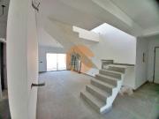 Excelente apartamento T2 com área total de 120m2,...
