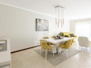 Excelente Apartamento T3 com 2 Espaços de Estacionamento...