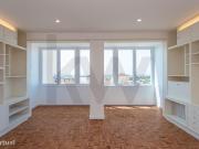Excelente apartamento T3 remodelado com vista mar para...
