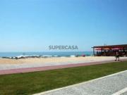 EXCELENTE APARTAMENTO T3, VARANDA, ARRUMO E DOIS LUGARES...