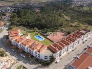 Excelente apartamento T4 com terraço e piscina