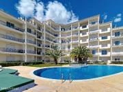 Apartamento com 2 quartos no rs do cho e com acesso...