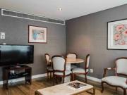 Excelente apto de alto padrão, mobiliado para long stay...